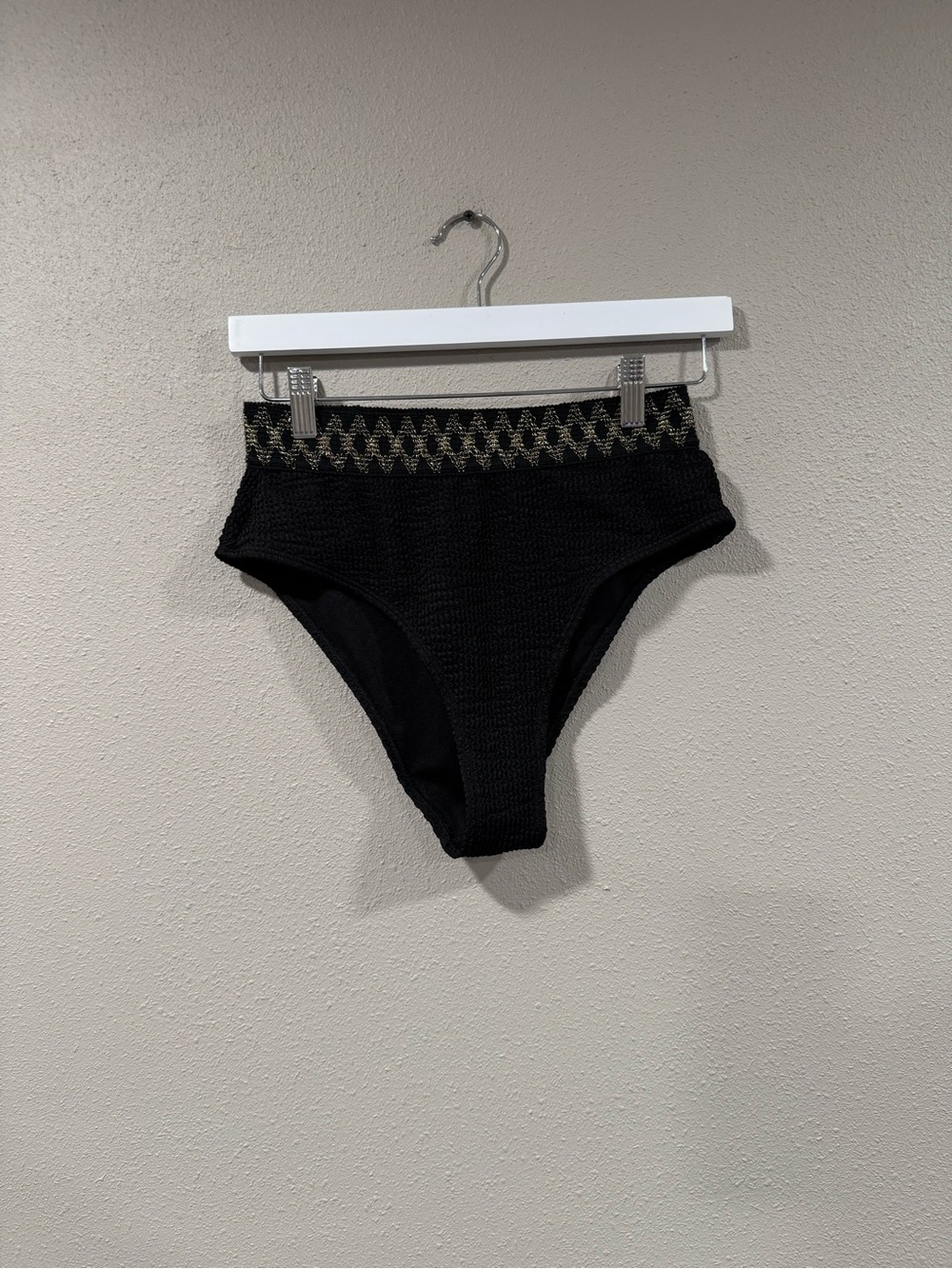 Cupshe Ribbed Swim Set with Gold Glitter - Picture 5 of 8